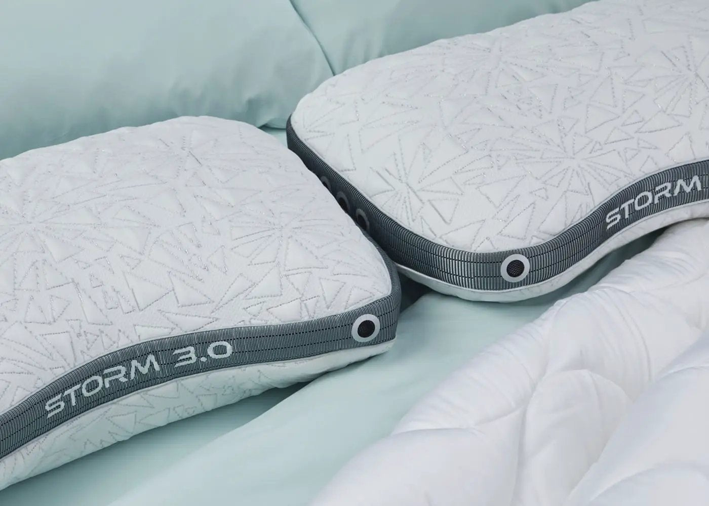BedGear Storm Cuddle Curve Pillow 3.0 by HouseOfZazla