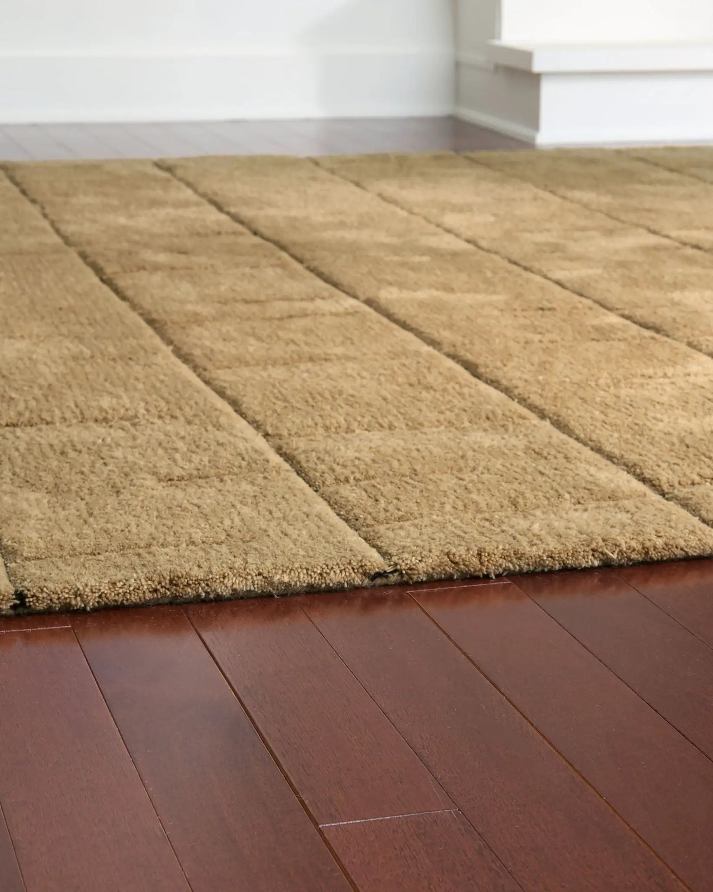 Luzmont - Rug by Unique Piece Furniture