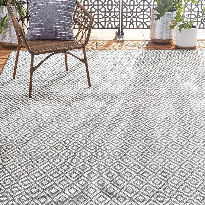 Home Dynamix Tripoli Lydia Modern Indoor/Outdoor Area Rug, Gray/Cream, 3'7"x5'2" Rectangle by GreenHaven Gardens
