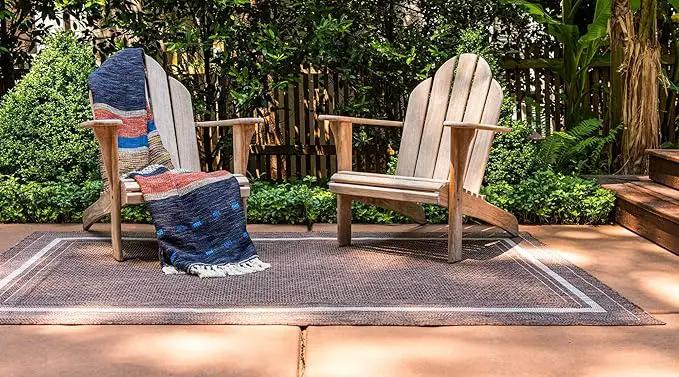 Unique Loom Outdoor Border Collection Area Rug - Soft Border (8' x 11' 4" Rectangle, Brown/ Ivory) by GreenHaven Gardens