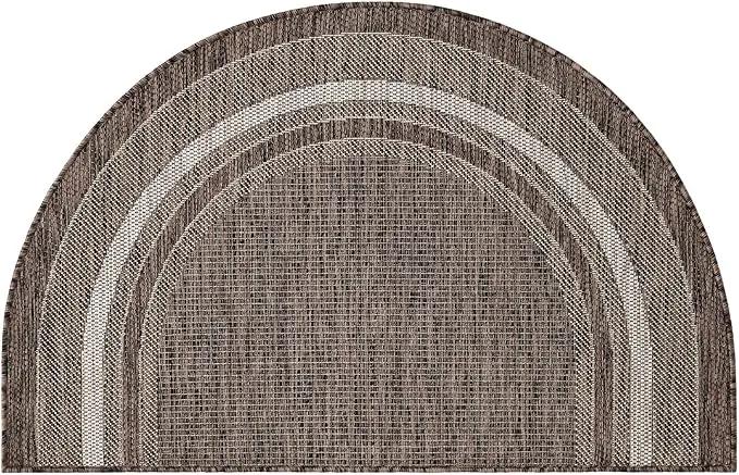 Unique Loom Outdoor Border Collection Area Rug - Soft Border (2' 7" x 4' 1" Hearth Brown/Ivory) by GreenHaven Gardens