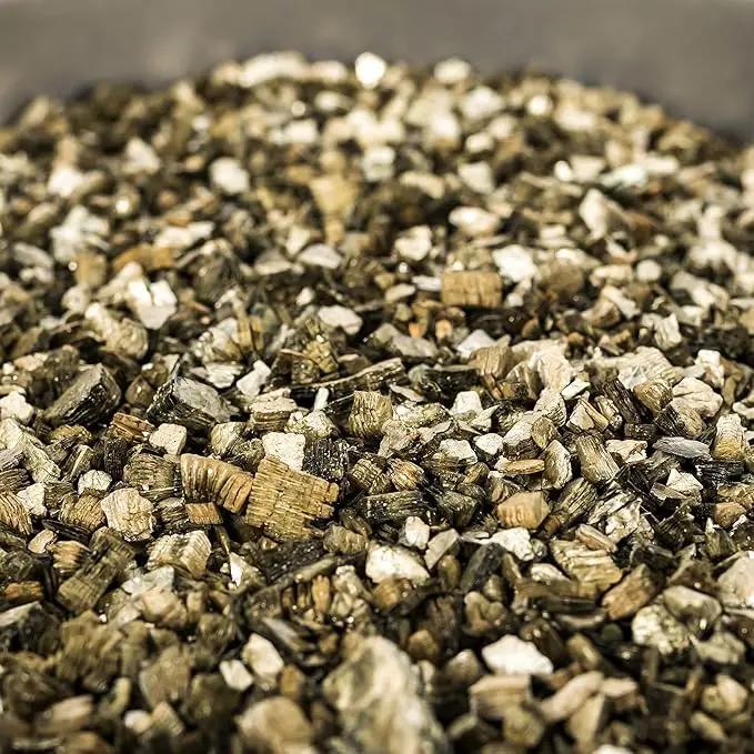 Horticultural Organic Vermiculite by GARDENERA - Medium Grade - Natural Soil Additive for Potted Plants, Orchids, Hydroponics, Terrariums (2 Quart) by GreenHaven Gardens