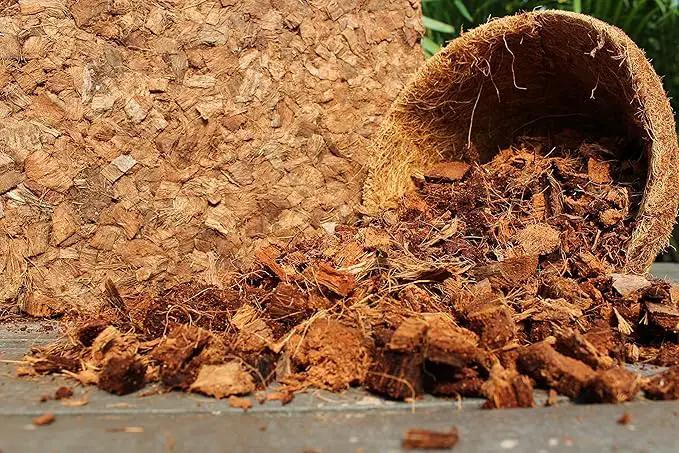 Organic Coco Chips for Plants (10lbs) - Coco Coir Chips - Coconut Husk Chips for Potting Soil, Garden Soil, & Seed Starter Soil - Coconut Mulch for Garden - Compressed Coconut Chips for Plants by GreenHaven Gardens