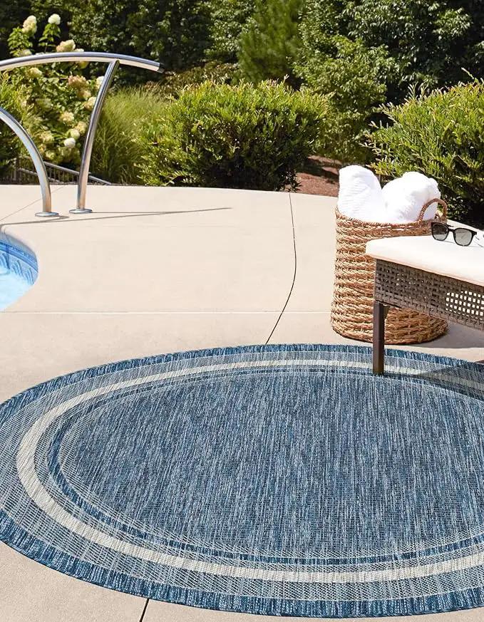 Unique Loom Outdoor Border Collection Area Rug - Soft Border (7' 10" Round, Blue/ Ivory) by GreenHaven Gardens