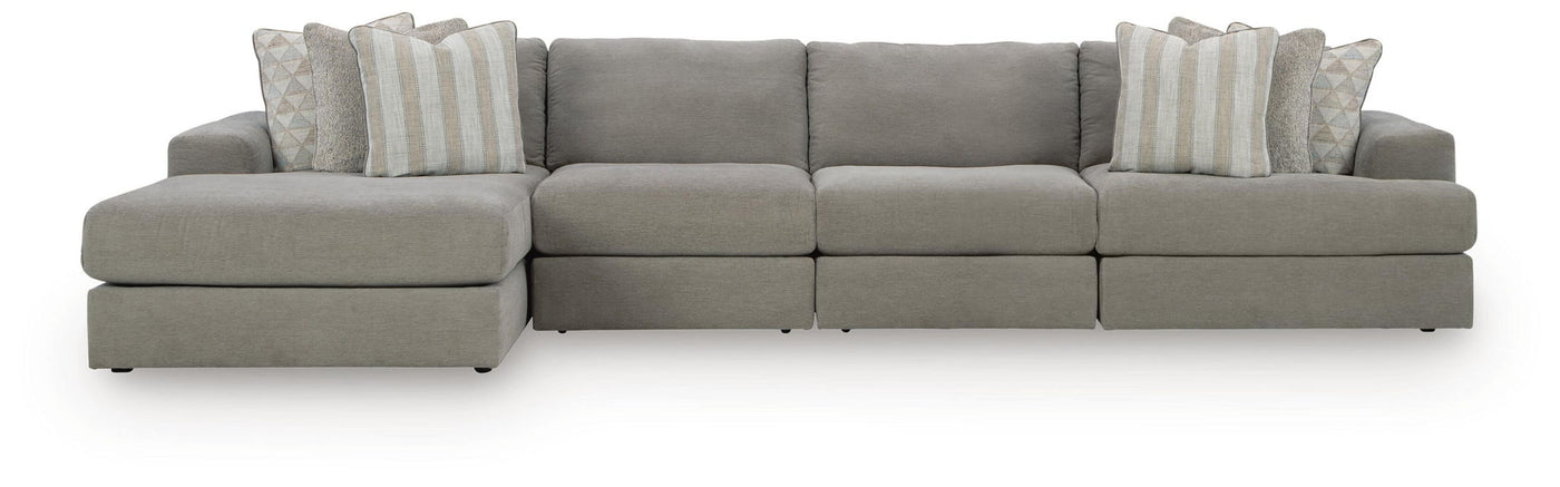 Avaliyah - Sectional by Unique Piece Furniture