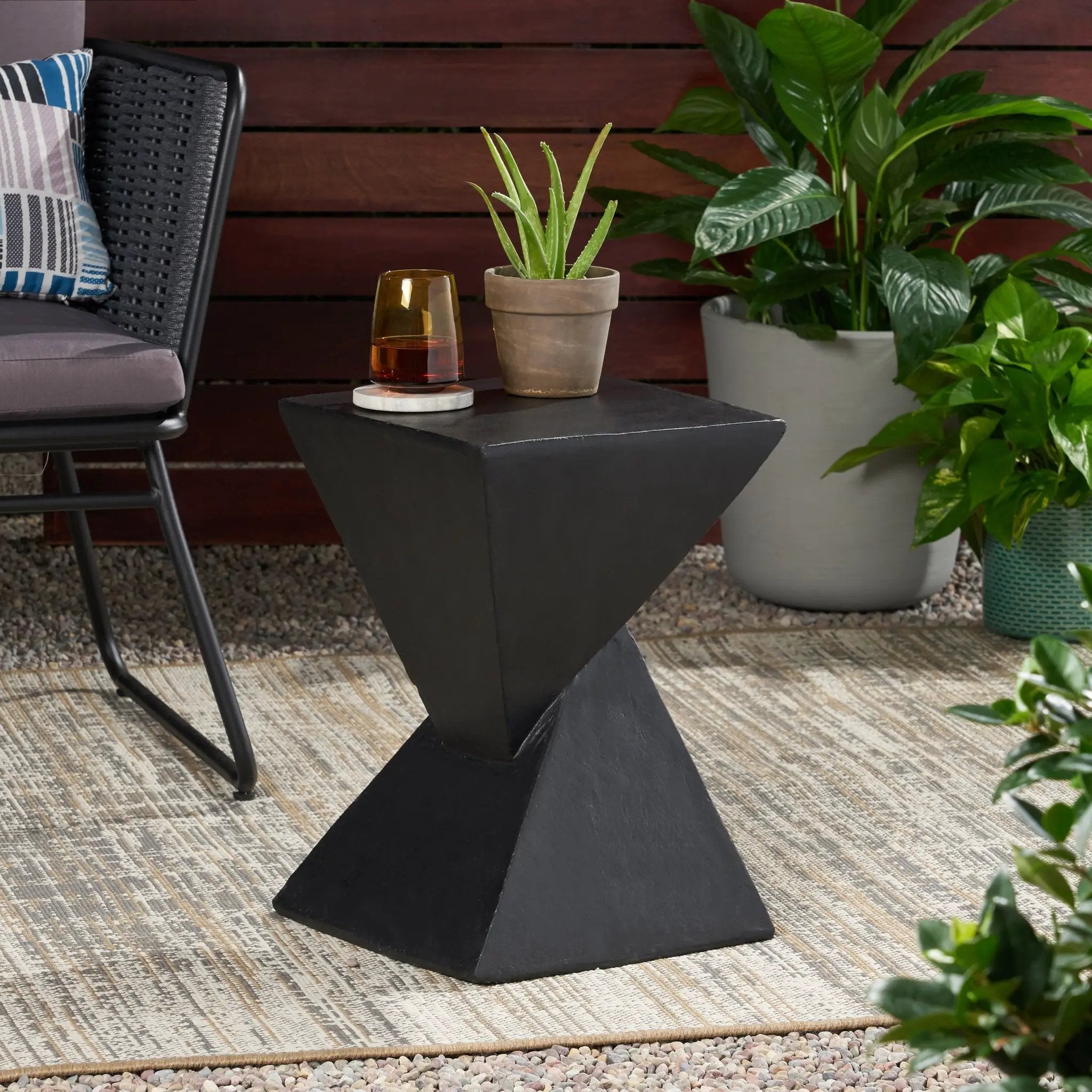 TESS Modern Side Table – Stylish End Table Compatible with Living Room, Bedroom, or Office by HouseOfZazla