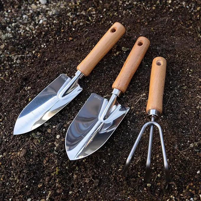 Garden Helper Hand Cultivator Garden Tool 3 Claw for Planting, Garden Hand Rake Japanese Stainless Steel, Wooden Handle, Made in Japan by GreenHaven Gardens