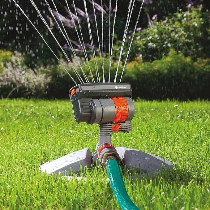 ZoomMaxx Oscillating Sprinkler On Weighted Sled Base 2300 Sq. Ft. Coverage, photo 4 of 4