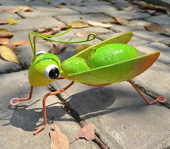 GIFTME 5 Outdoor Wall Decorations,Ladybug and Mantis Metal Outdoor Decor,Set of 2 Metal Yard Art-Perfect Garden Lover Gifts by GreenHaven Gardens