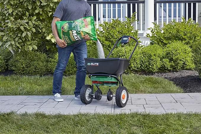 Scotts Green Max Lawn Food, Lawn Fertilizer Plus Iron Supplement for Greener Grass, 10,000 sq. ft., 33.33 lbs. by GreenHaven Gardens