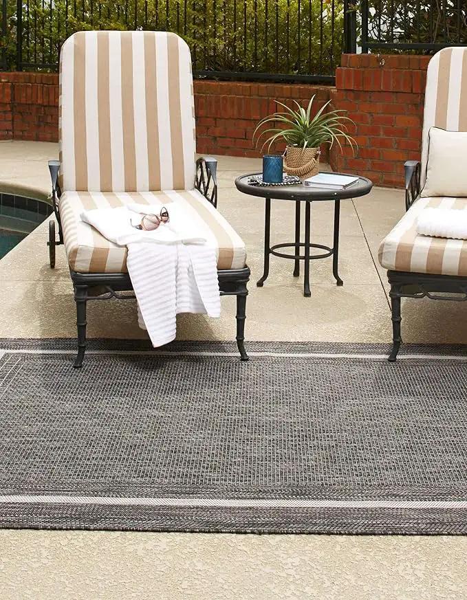 Unique Loom Outdoor Border Collection Area Rug - Soft Border (5' 3" x 7' 1" Rectangle Black/Ivory) by GreenHaven Gardens