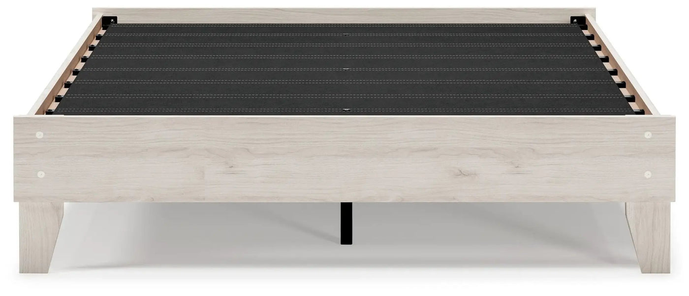 Socalle - Platform Bed by Unique Piece Furniture