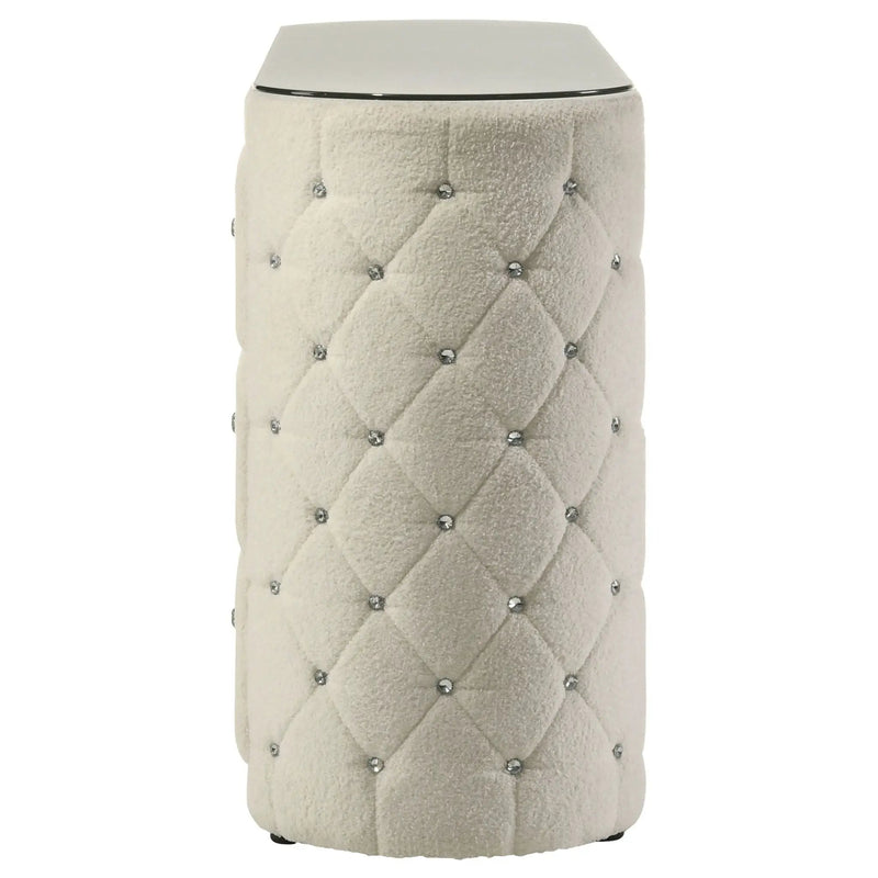 Sonya 6-drawer Upholstered Bedroom Dresser Ivory by Unique Piece Furniture