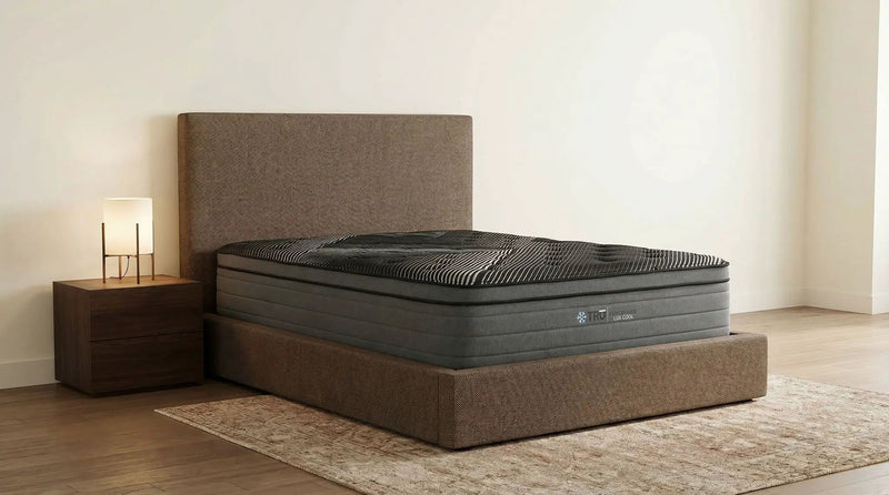 Montlake 14-inch Eastern King Cool Firm Foam Hybrid Mattress by Unique Piece Furniture
