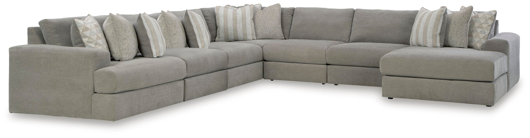 Avaliyah - Sectional by Unique Piece Furniture