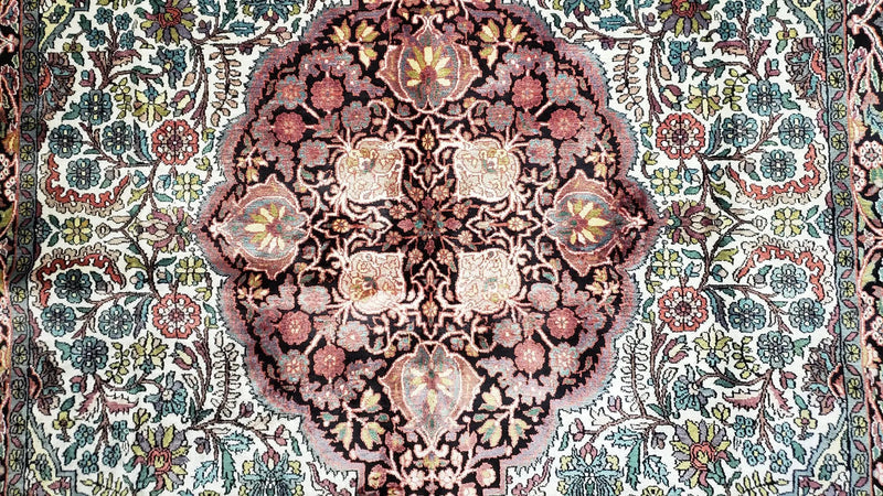 Indian Kashmiri Silk Rug 6x10, Ivory, Floral Medallion by Jewel Rugs