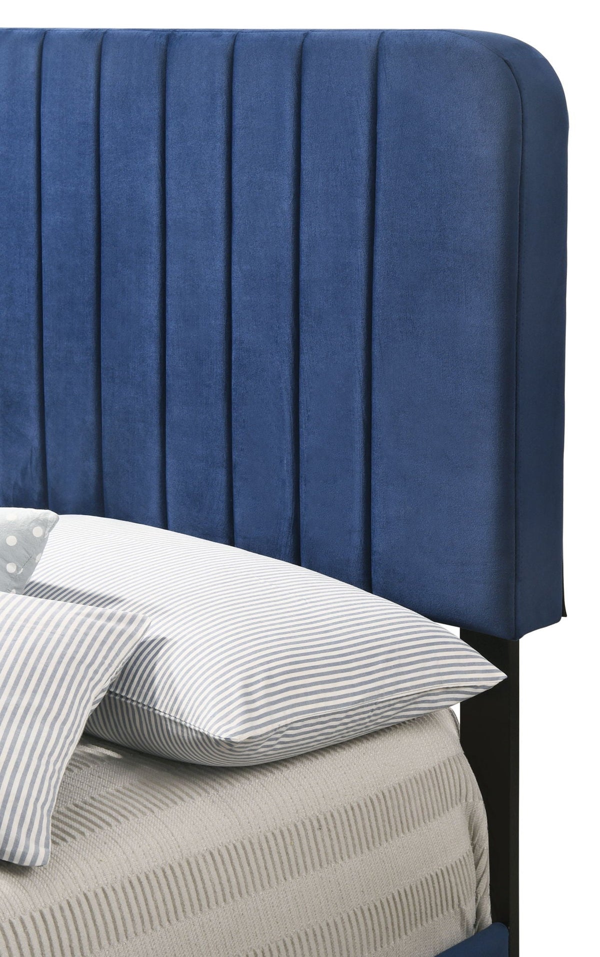 Channel Tufted Bed, photo 39 of 40