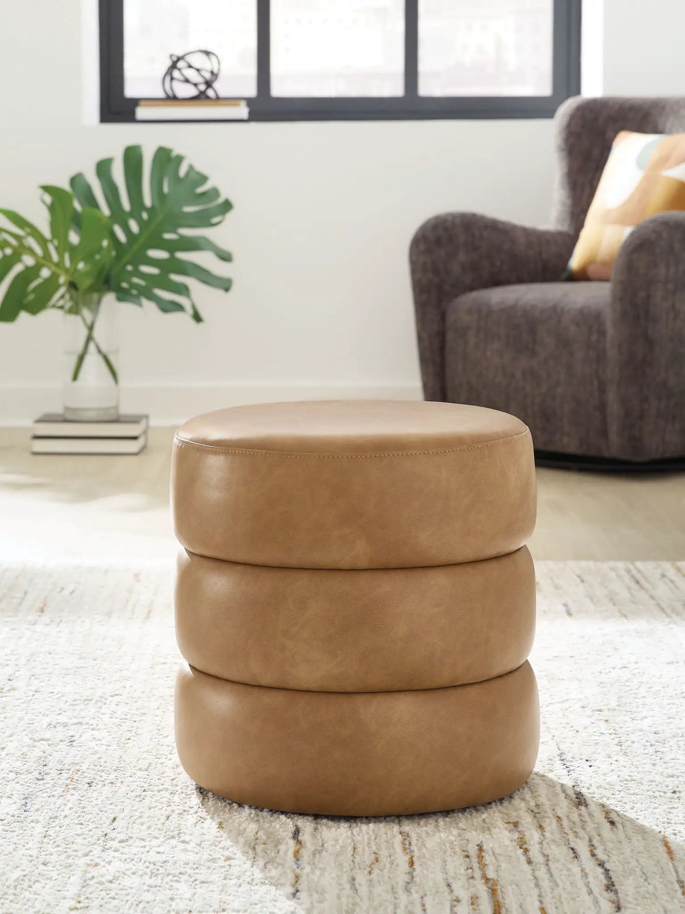 Ummi - Swivel Accent Ottoman by Unique Piece Furniture