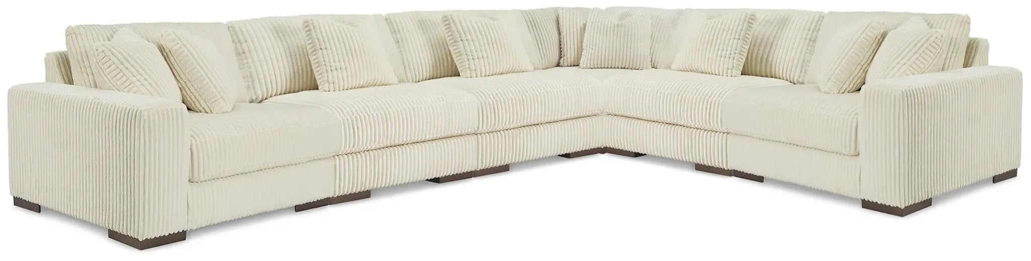 Lindyn - Sectional by Unique Piece Furniture