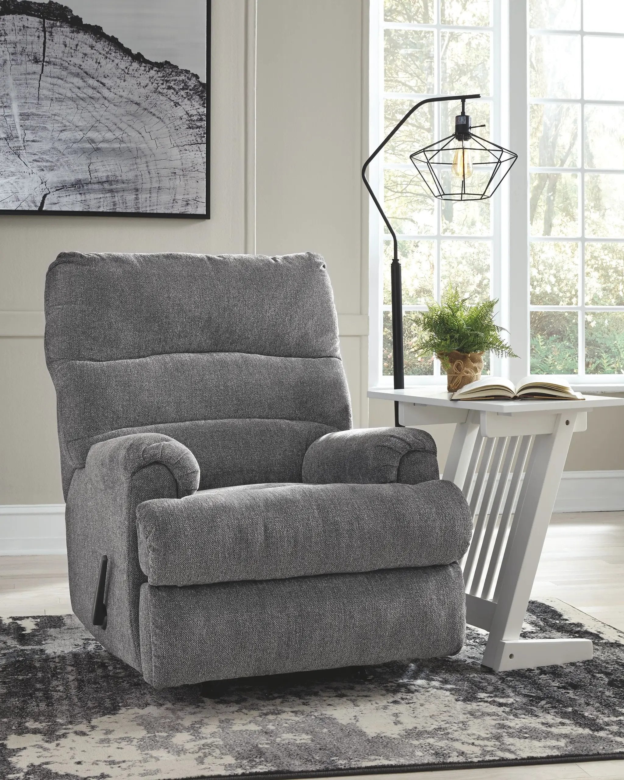 Man Fort - Rocker Recliner by Unique Piece Furniture