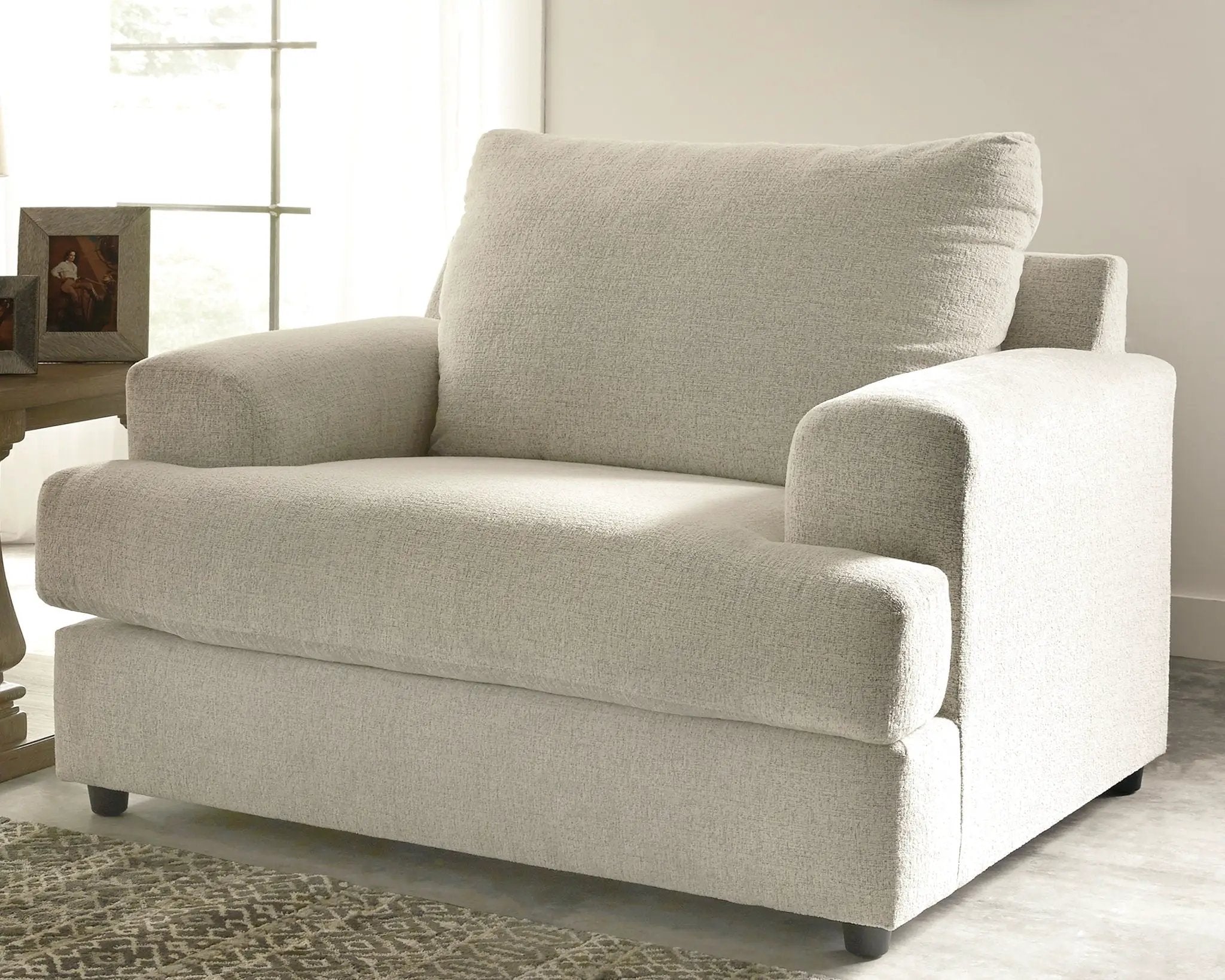 Soletren - Arm Chair by Unique Piece Furniture