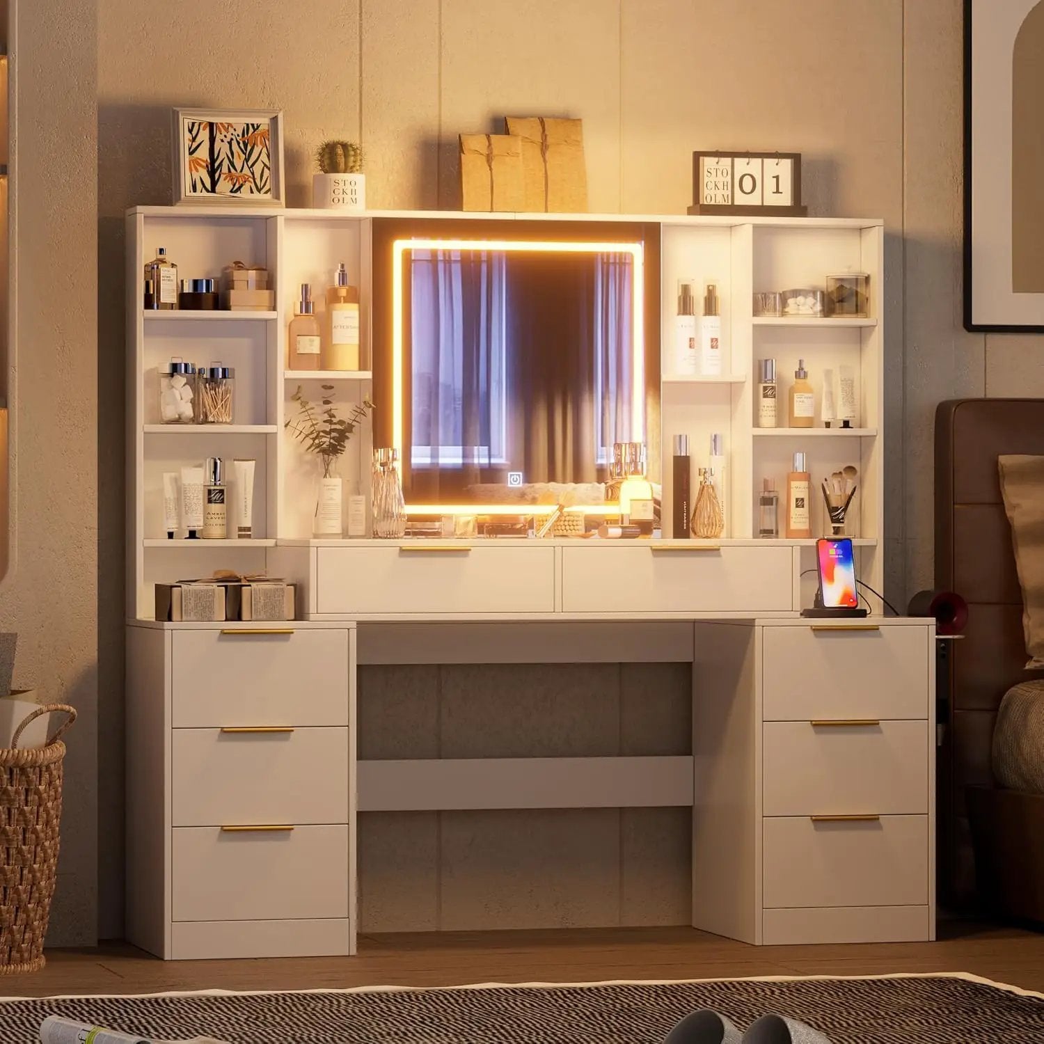 Makeup Vanity Desk with Mirror and Lights by HouseOfZazla