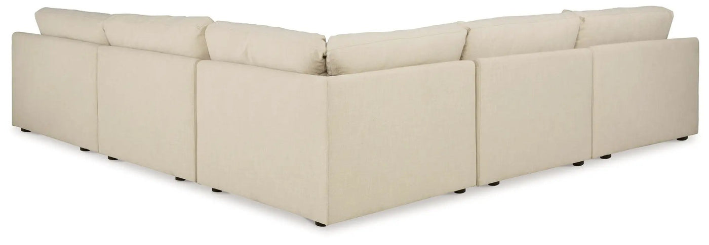 Elyza - Sectional by Unique Piece Furniture