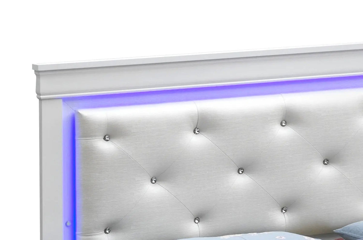 LED Elegant Bed by HouseOfZazla