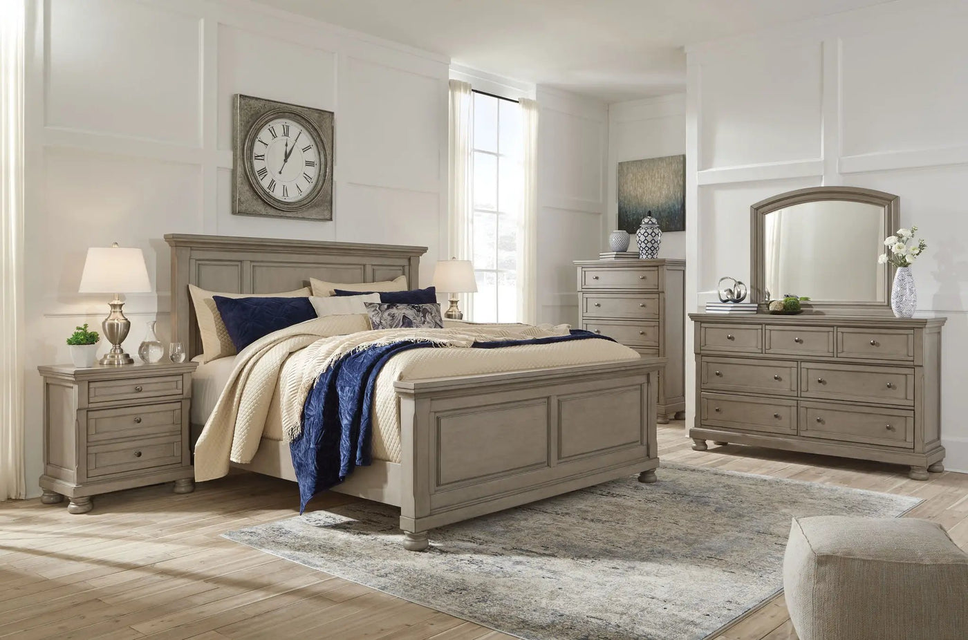 Lettner - Sleigh Bed by Unique Piece Furniture