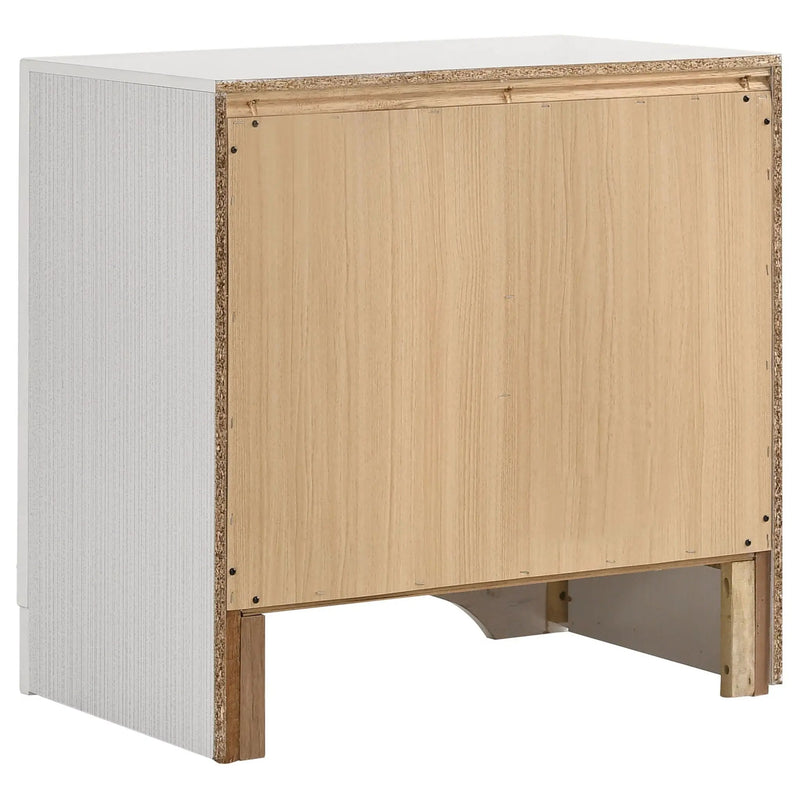 Miranda 4-piece Eastern King Bedroom Set White by Unique Piece Furniture