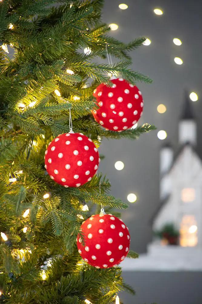 D3.9" Christmas Ball Ornaments, Set of 6 by HouseOfZazla