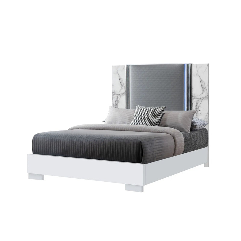 Moon - Modern Bed With LED Accent Lighting by HouseOfZazla