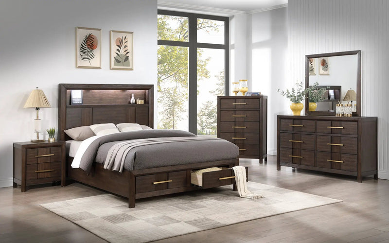 Modern 4 PCs King Size Set by BLAKHOM