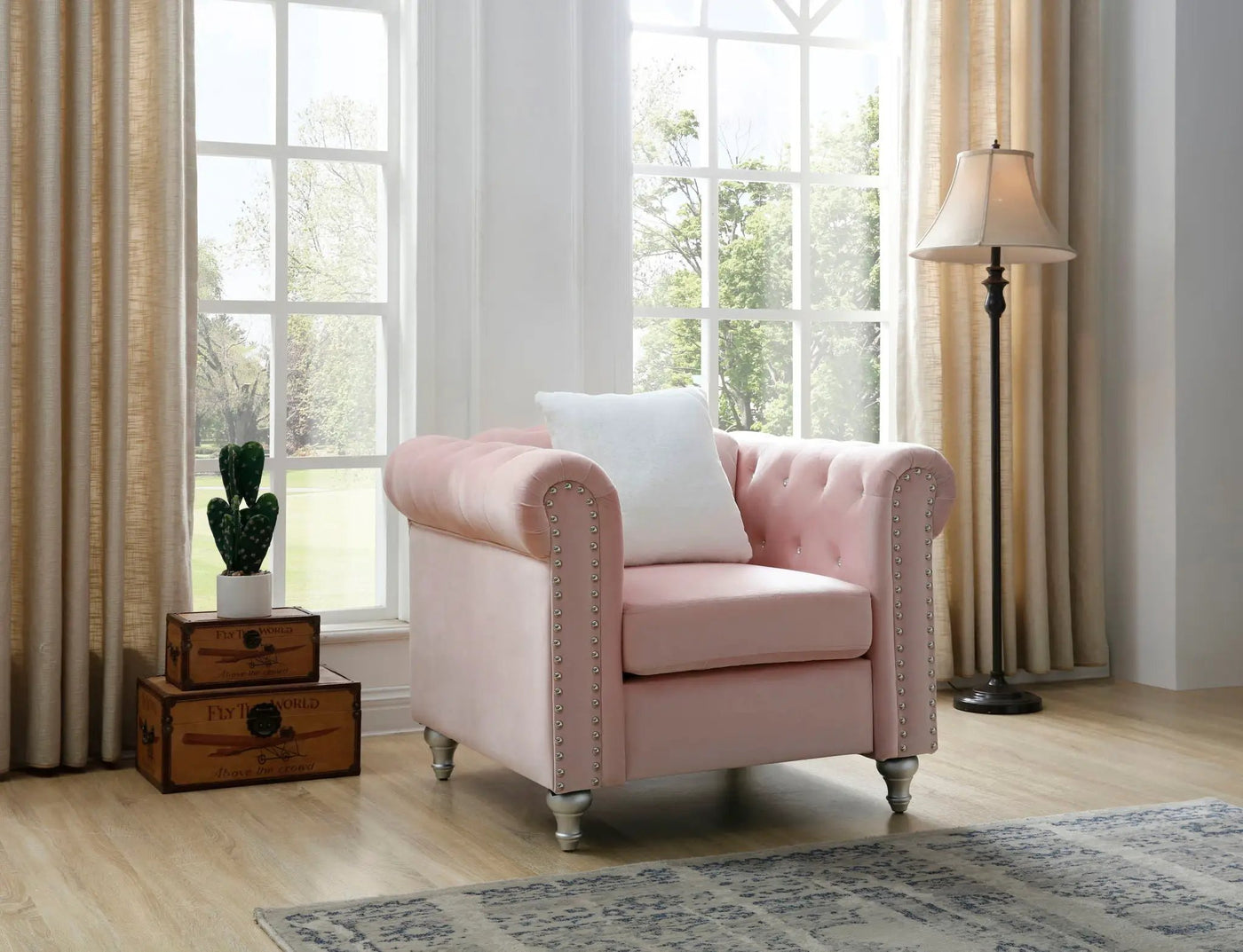 Stylish Contemporary Lounge Chair by HouseOfZazla