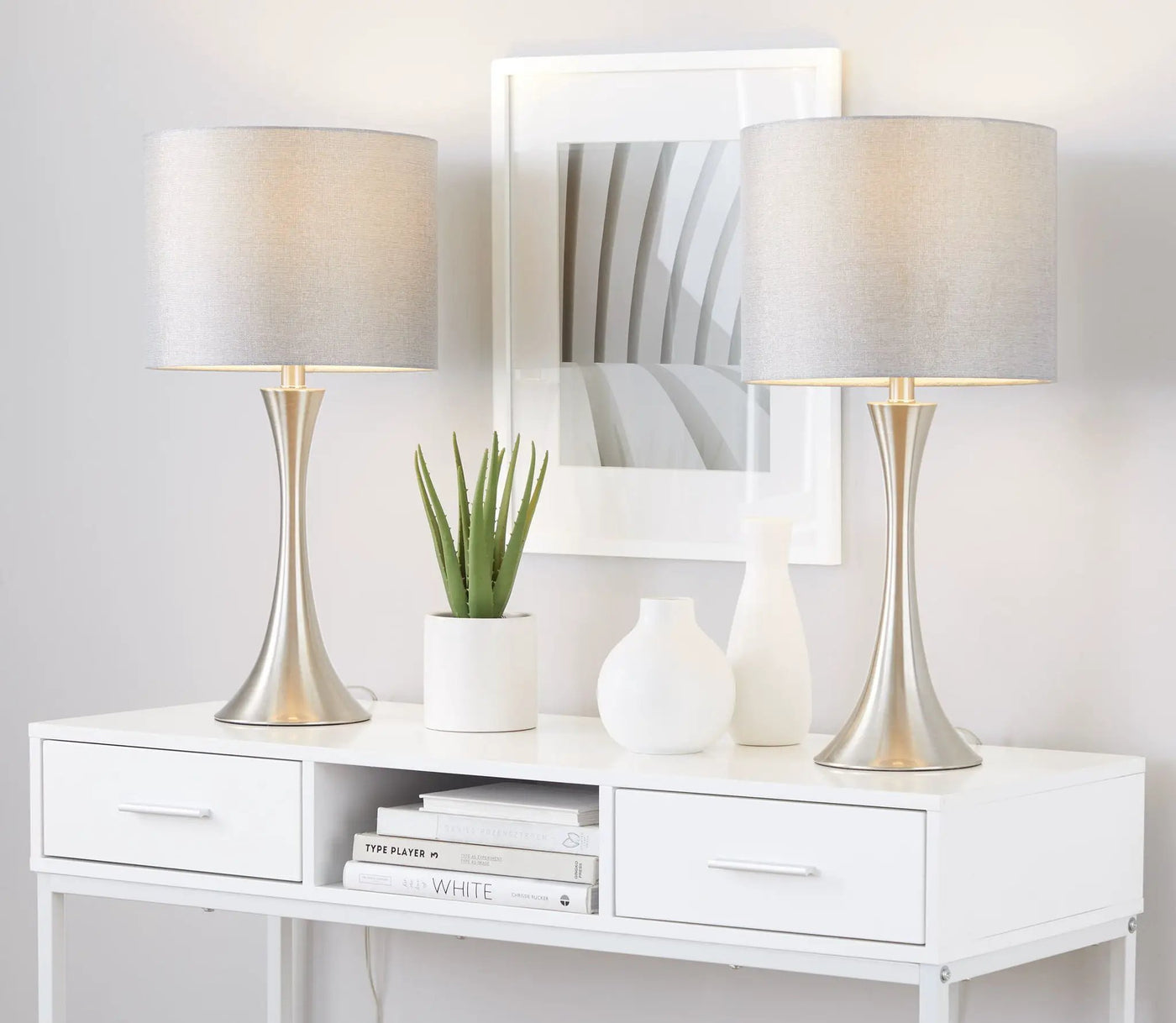 Lenuxe - Contemporary Semi Gloss Table Lamp (Set of 2) by HouseOfZazla