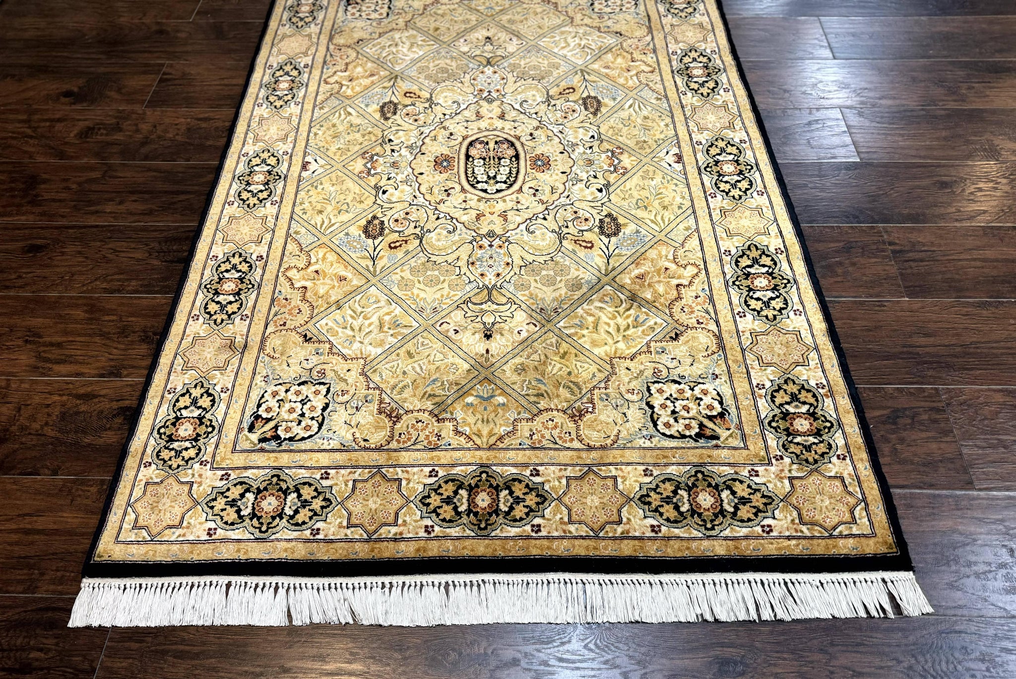 Pak Persian Rug 4x6, Panel Design by Jewel Rugs