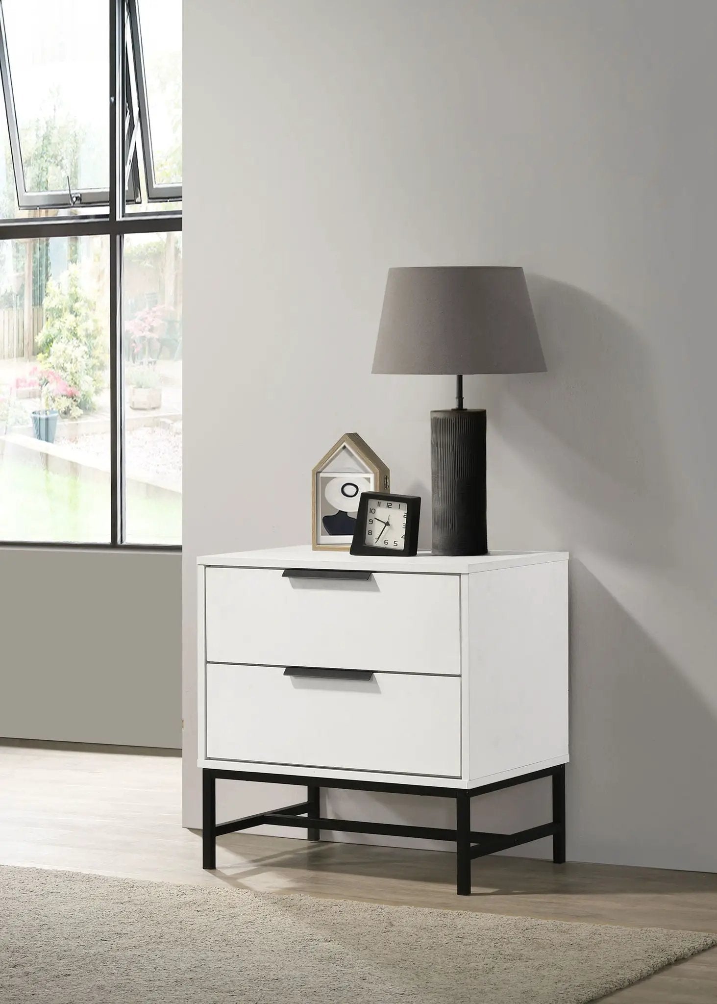 Sonora 2-drawer Nightstand Bedside Table White by Unique Piece Furniture