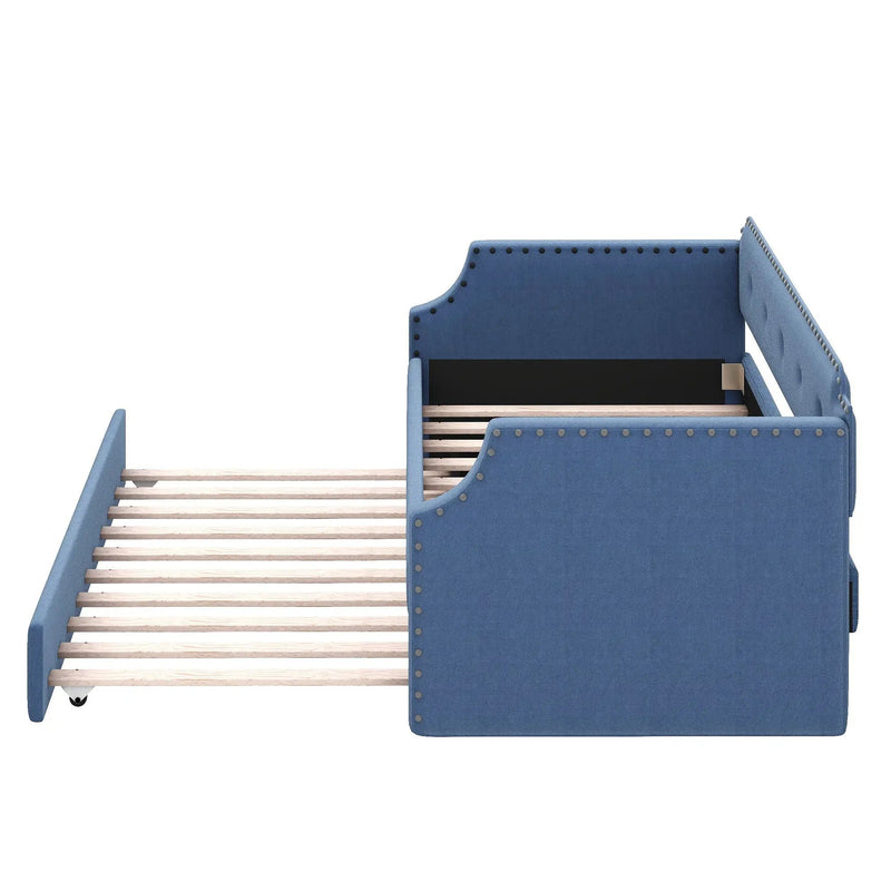Upholstered Daybed With Trundle