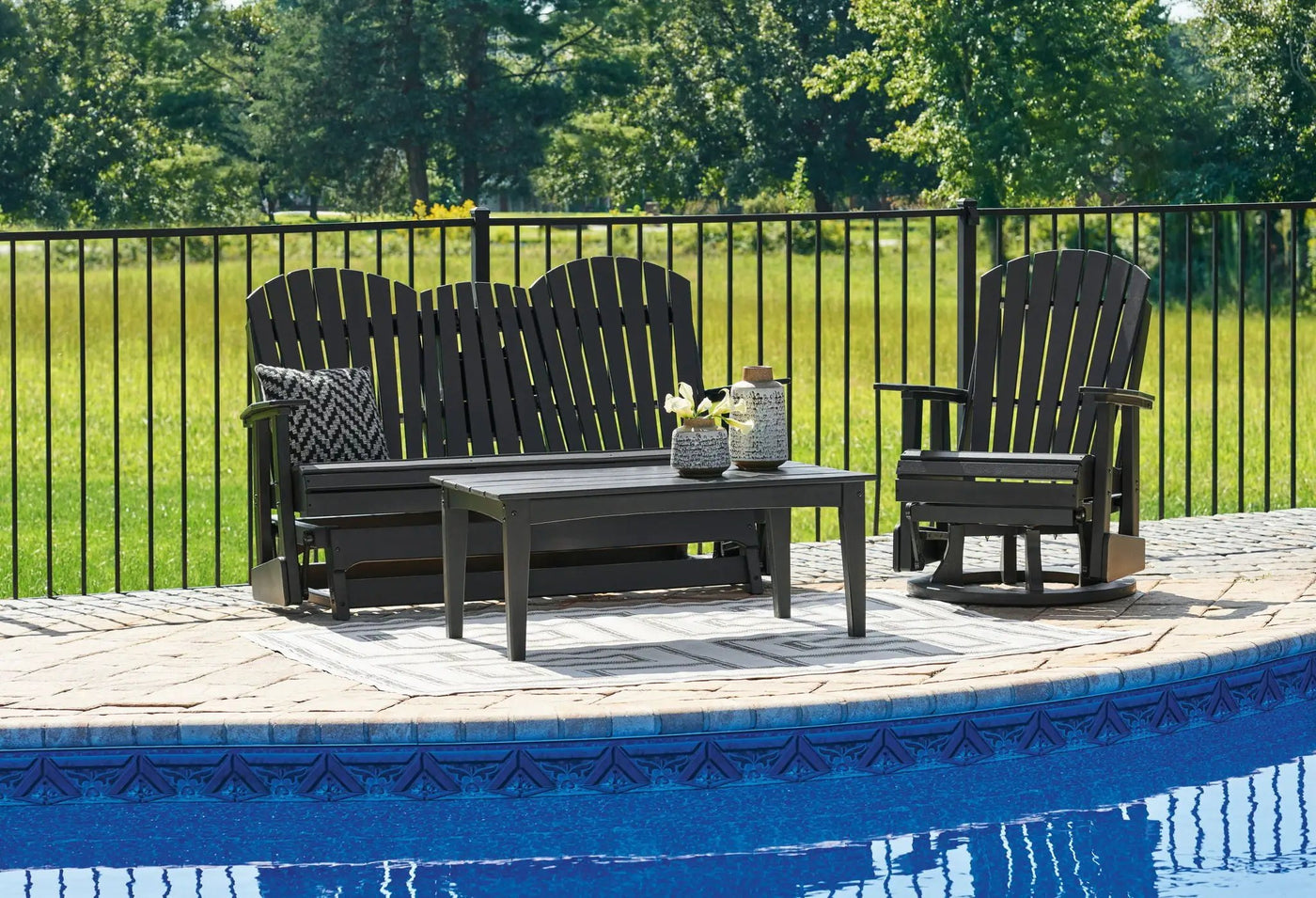 Hyland Wave - Outdoor Set by Unique Piece Furniture