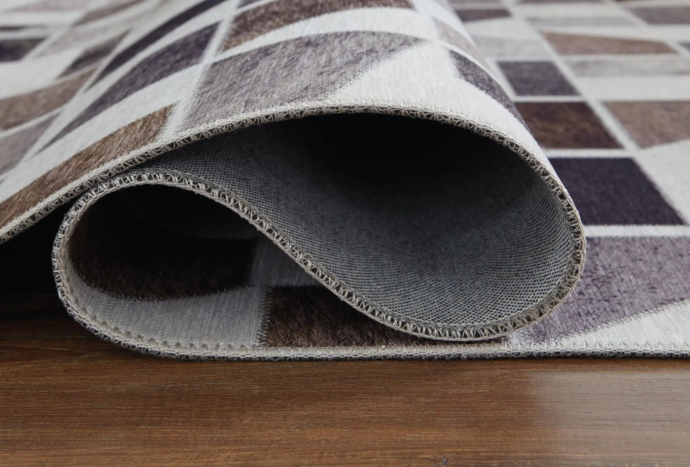 Jettner - Area Rug by Unique Piece Furniture