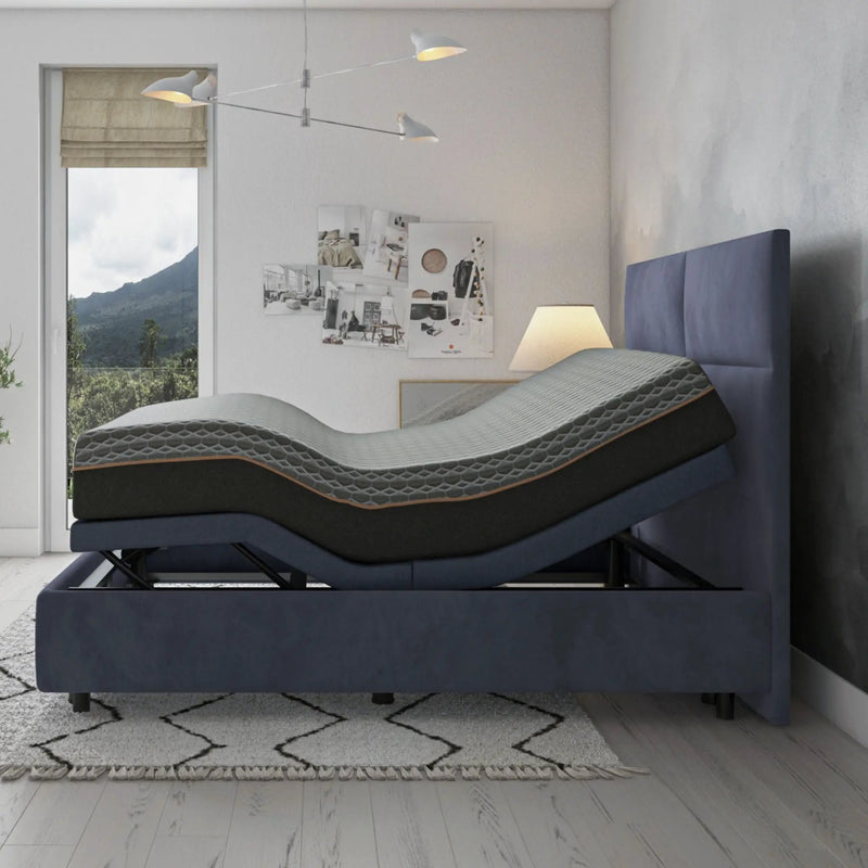 Copper Lux Hybrid - 12" Mattress With Copper Infused Contouring Memory Comfort Layer And Supportive Coil System by HouseOfZazla