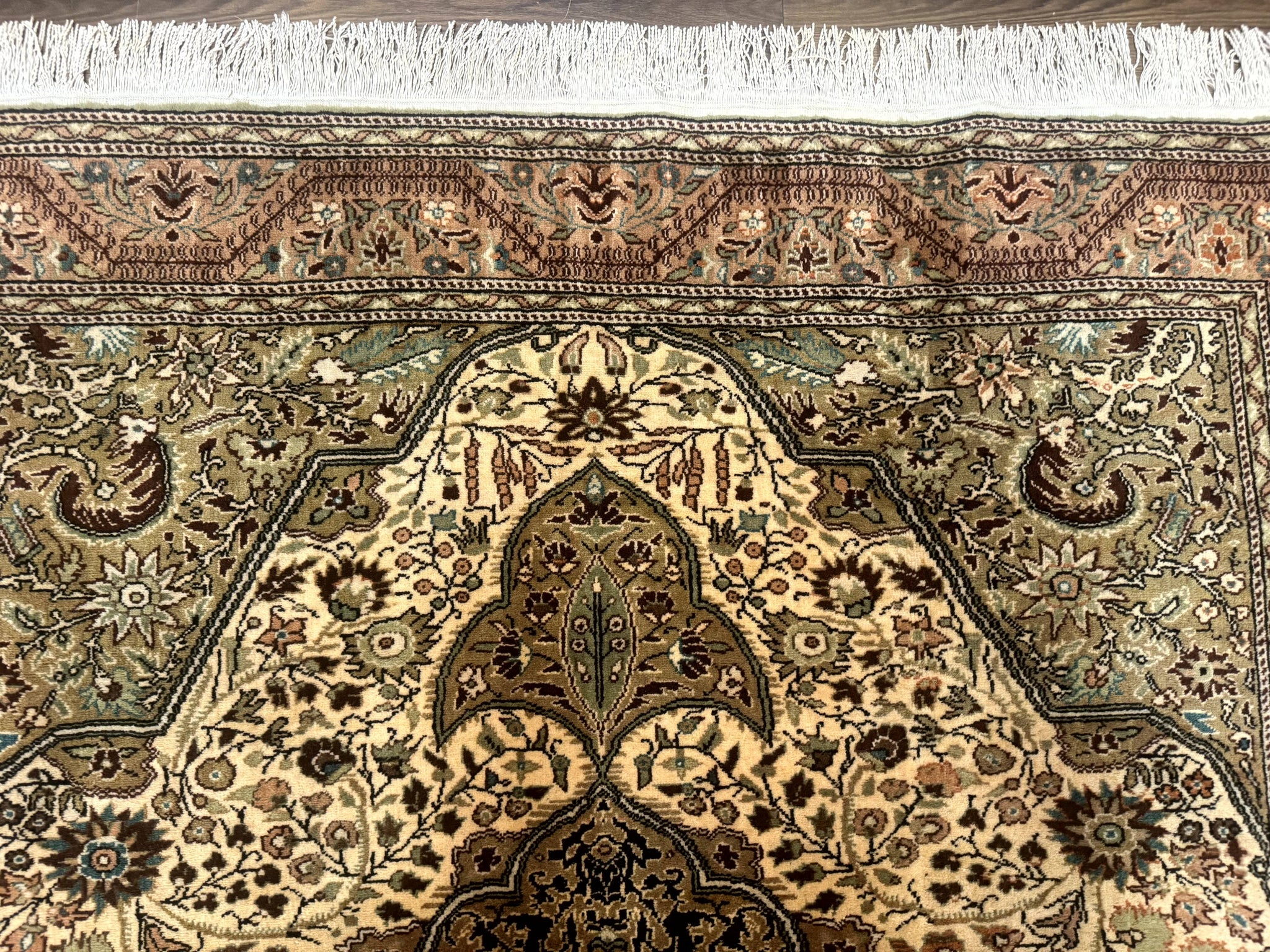 Turkish Sivas Rug 6x9, Floral Medallion, Vintage Handmade Wool Carpet by Jewel Rugs
