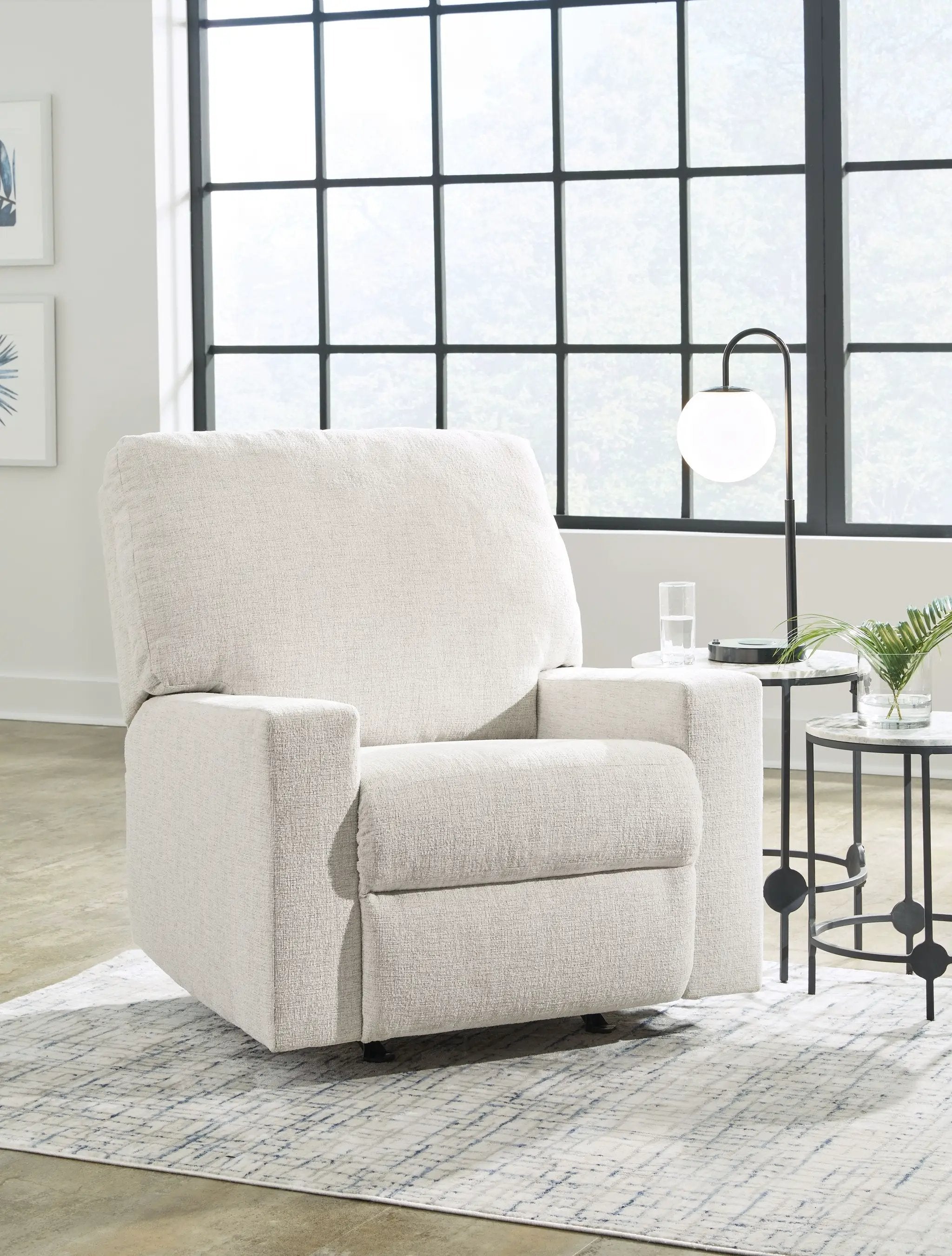 Rannis - Rocker Recliner by Unique Piece Furniture