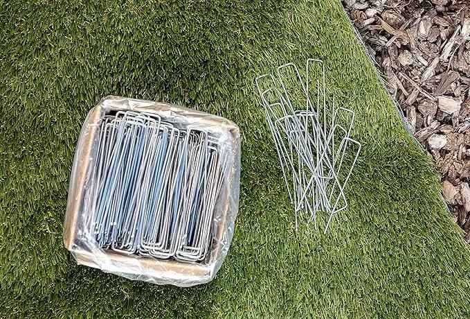 Squirrel Products U Shape Garden Stakes Metal, 6 Inch Landscaping Staples, 11 Gauge Stakes for Landscaping Fabric, 2.9mm 15x2.5x15cm – 100 Pack by GreenHaven Gardens