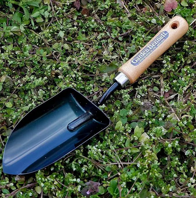 Garden Helper Large Garden Trowel Hand Tool, Hand Shovel for Planting and Transplanting, Heavy Duty Japanese Steel Blade, Wood Handle, Made in Japan by GreenHaven Gardens