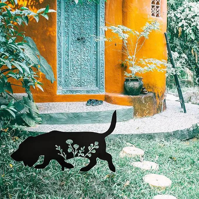 Basset Hound Metal Dog Stake Garden Garden Statue, Yard Decoration Art Lawn, Dog Gifts for Dog Lovers, Outdoor Home Decoration Metal Animal Statue by GreenHaven Gardens