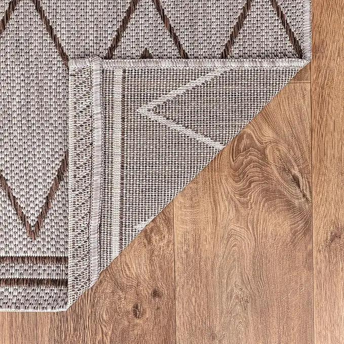Keen Home Design Terrace Outdoor Area Rug - 5x8 Washable Indoor/Outdoor Rug for Patio, Kitchen, Balcony, Beach, Garden, Deck and Porch, Size: 5'3"x7'7" by GreenHaven Gardens