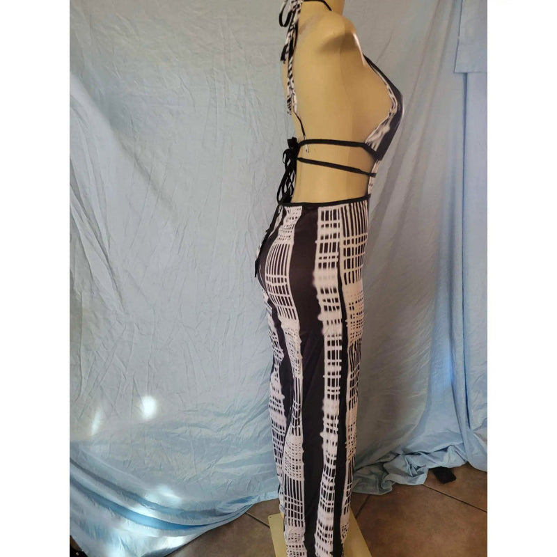 Mundefeis Black and White Tie back pantsuit by Selzalot