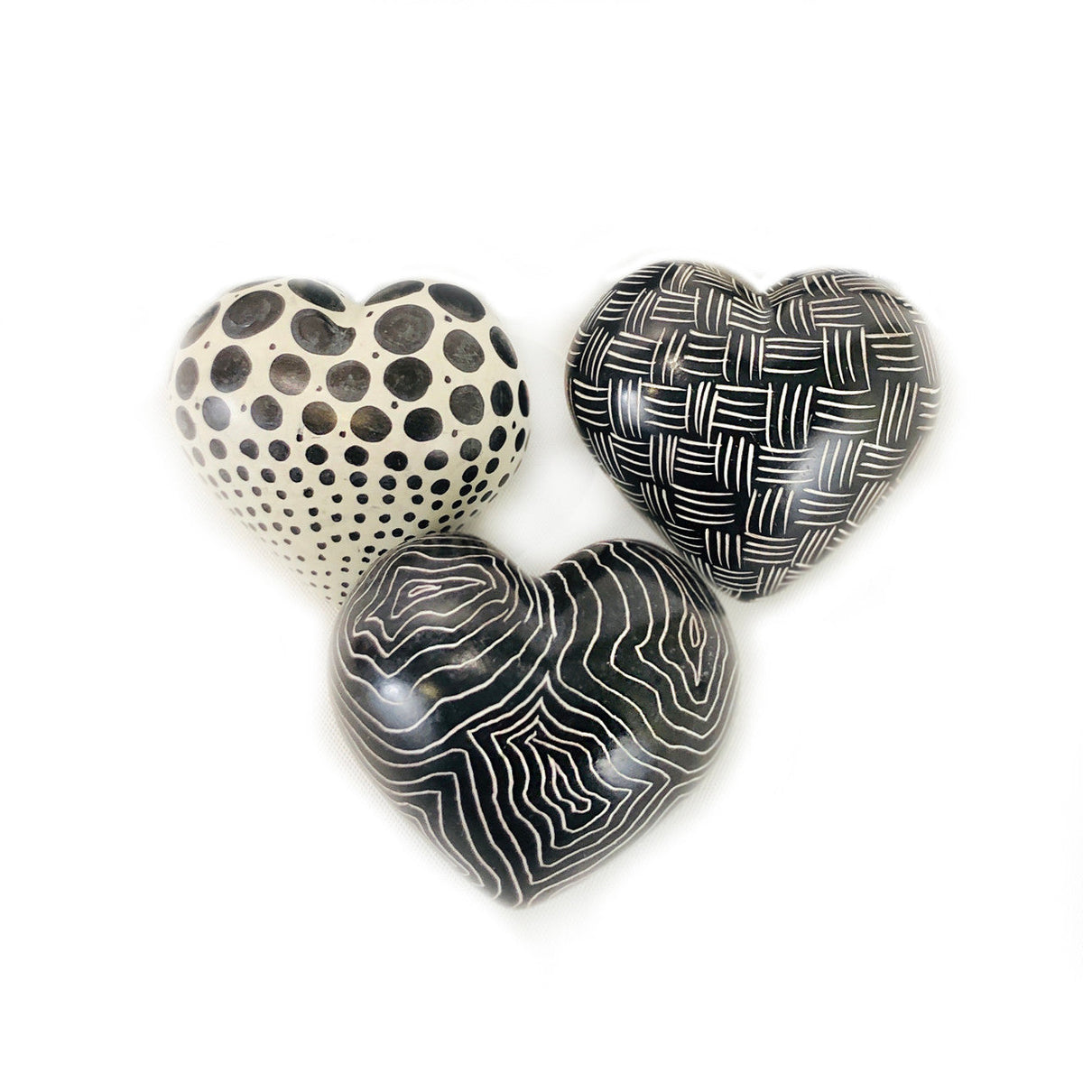 Black + White Graphic Stone Hearts - set of 5, photo 3 of 4
