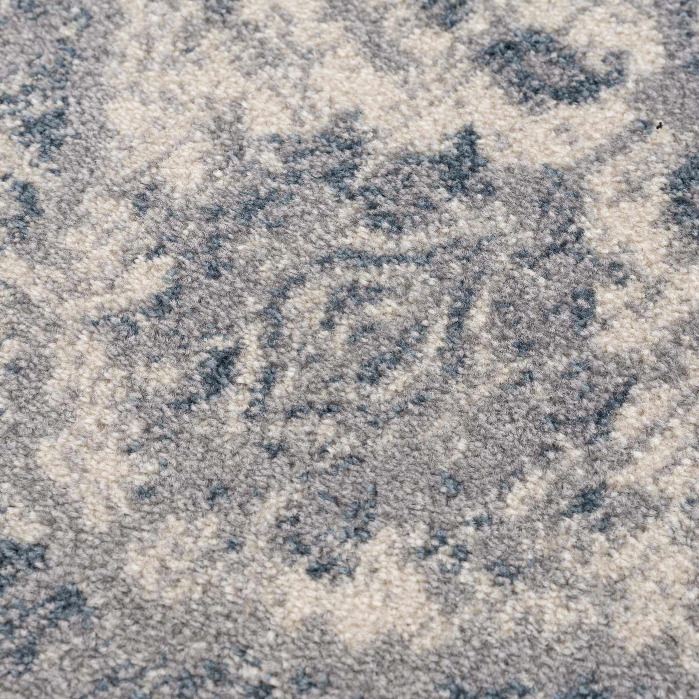 Peeta Gray Blue Medallion Area Rug by Hauteloom